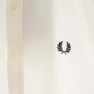 FRED PERRY - FRED PERRY タグ付き ポロシャツ ワンポイント ロゴ 半袖