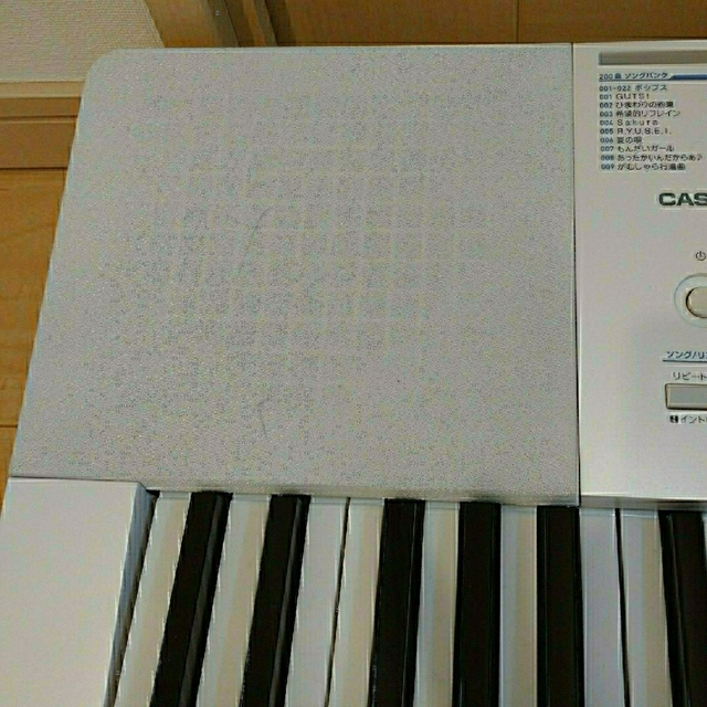 CASIO(カシオ)のカシオ　キーボード　61鍵盤　LK-222　中古品 楽器の鍵盤楽器(キーボード/シンセサイザー)の商品写真