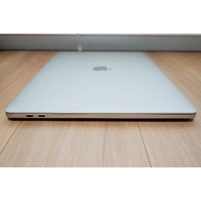 MacBook Pro 2016 15インチ 1TB 16GB シルバー