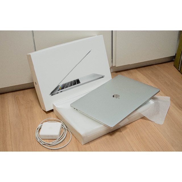 Apple - MacBook Pro 15インチ 2016年,16GBメモリ,1TB SSDの通販 by