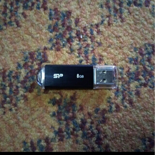 USBメモリ 8GB