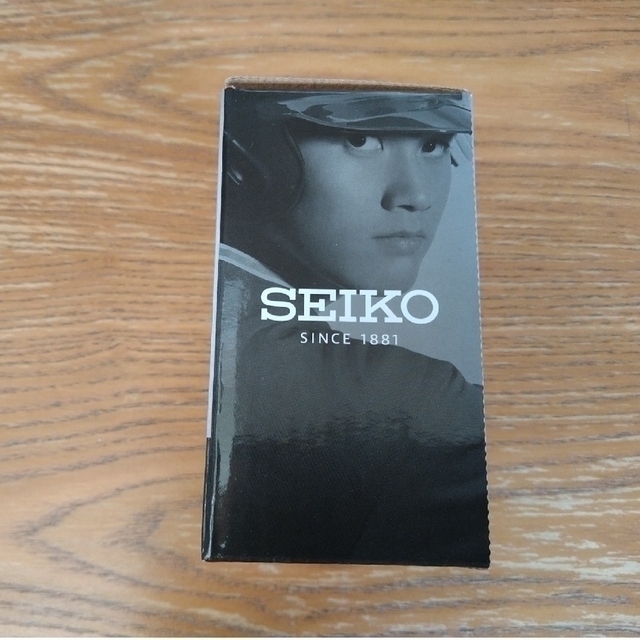 SEIKO(セイコー)の新品　SEIKO 大谷翔平　アストロン　置き時計　非売品 スポーツ/アウトドアの野球(記念品/関連グッズ)の商品写真