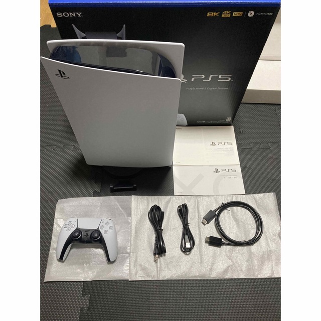 家庭用ゲーム機本体PS5 デジタルエディション　CFI-1200B 美