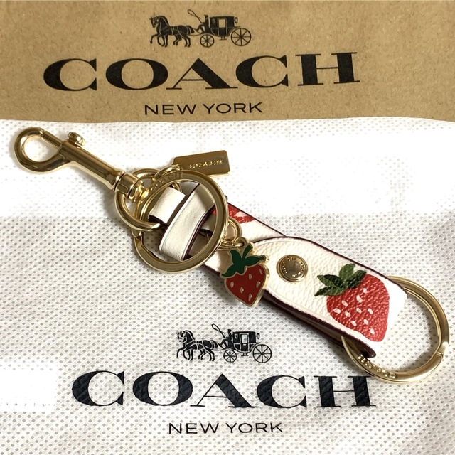 COACH コーチ 正規品 いちご キーホルダー バッグ チャーム - 通販