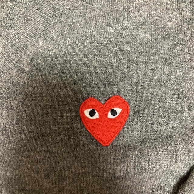 COMME DES GARÇONS PLAY セーター　グレー