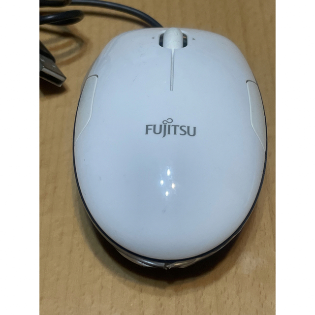 富士通(フジツウ)のFUJITSU LIMITED 富士通 マウス 白 スマホ/家電/カメラのPC/タブレット(PC周辺機器)の商品写真