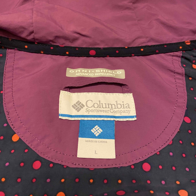 Columbia(コロンビア)のコロンビア　レディースジャケット レディースのジャケット/アウター(ナイロンジャケット)の商品写真