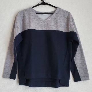 ベイフロー(BAYFLOW)の【美品】BAYFLOW　キリカエVネックプルオーバー(カットソー(長袖/七分))