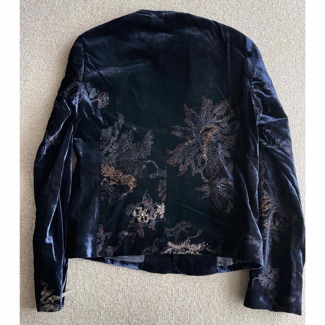 EMPORIO ARMANI エンポリオアルマーニ 刺繍ベロアジャケット-