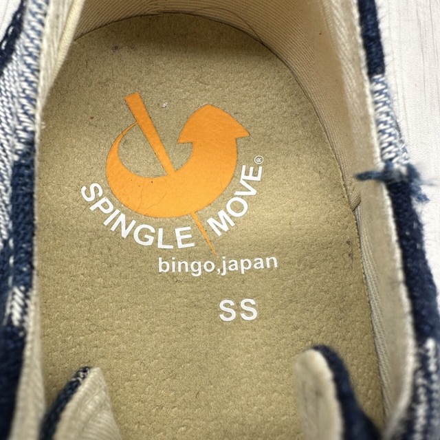 SPINGLE MOVE(スピングルムーブ)の美品【SPINGLE MOVE】スピングルムーブ 23.5 SS レディースの靴/シューズ(スニーカー)の商品写真