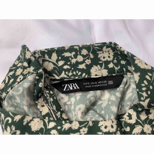 ZARA(ザラ)の【美品】ZARA  背中開きトップス レディースのトップス(カットソー(半袖/袖なし))の商品写真