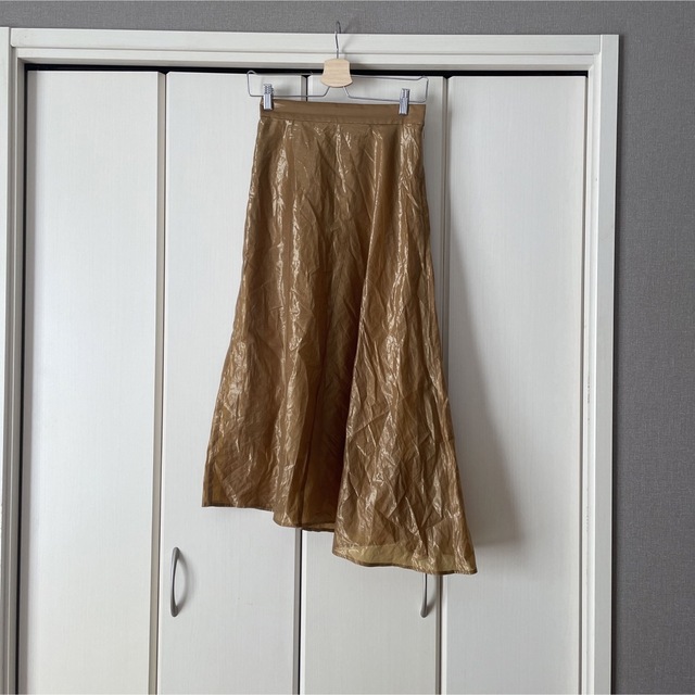 KBF(ケービーエフ)のシャイニースカート レディースのスカート(ロングスカート)の商品写真