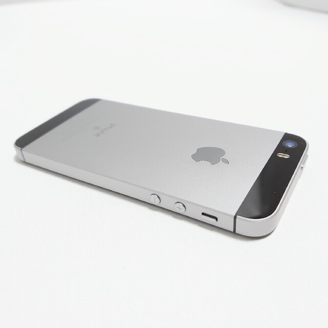 iPhone - iPhone SE SpaceGray 16GB SIMフリー batt100％の通販 by