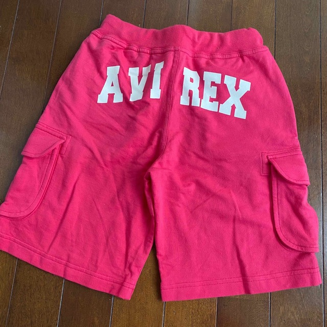 AVIREX(アヴィレックス)の新品　AVIREX ピンクショートパンツ　☆140cm キッズ/ベビー/マタニティのキッズ服男の子用(90cm~)(パンツ/スパッツ)の商品写真