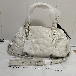 マークバイマークジェイコブス(MARC BY MARC JACOBS)のマークジェイコブス 2ウェイ ホワイト 白 ハンドバッグ ショルダーバッグ(ショルダーバッグ)