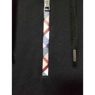 【新品】ブラックレーベルクレストブリッジ パーカー 黒 M