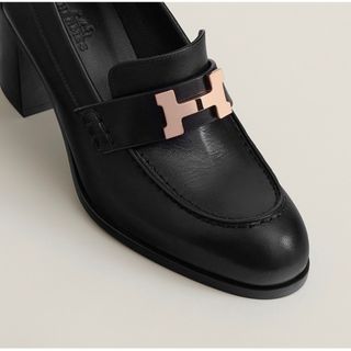 エルメス(Hermes)の希少　HERMES モカシン ドーフィン 70 新品　正規品36(ローファー/革靴)