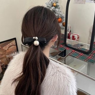 新品　パールヘアゴム リボン ビジュー レディース ヘアアクセサリー(ヘアゴム/シュシュ)