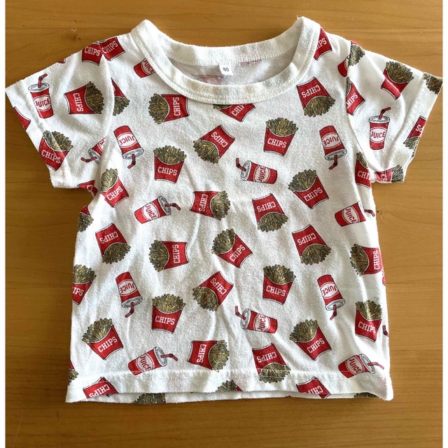 キッズTシャツ　80サイズ キッズ/ベビー/マタニティのベビー服(~85cm)(Ｔシャツ)の商品写真