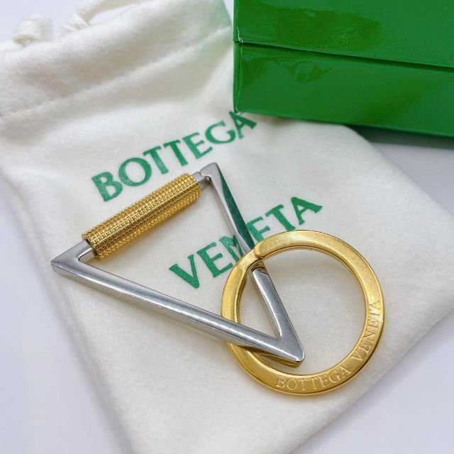 【新品未使用】BOTTEGA VENETA 　キーリング　ゴールド　キーホルダー