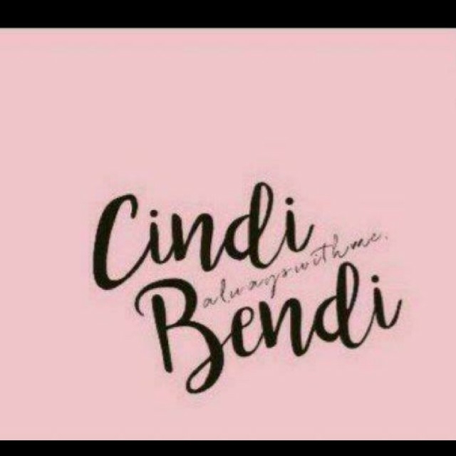 新品タグ付　CINDI BENDI 　人気のロイヤルスカート レディースのスカート(その他)の商品写真