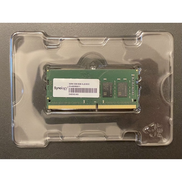 一番の贈り物 未使用品 Synology D4ES02-8G DDR4 ECC 8GB メモリ PCパーツ
