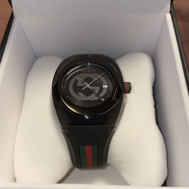 Gucci(グッチ)の新品 未使用 グッチ GUCCI シンク YA137107A 時計 ラバーベルト メンズの時計(ラバーベルト)の商品写真
