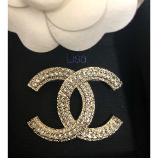 在庫処分・数量限定 新品未使用 CHANEL シャネルロゴブローチ 上品