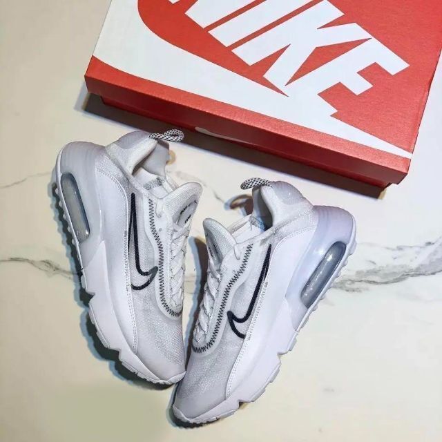 24cm他サイズ相談可 NIKE Air Max 2090