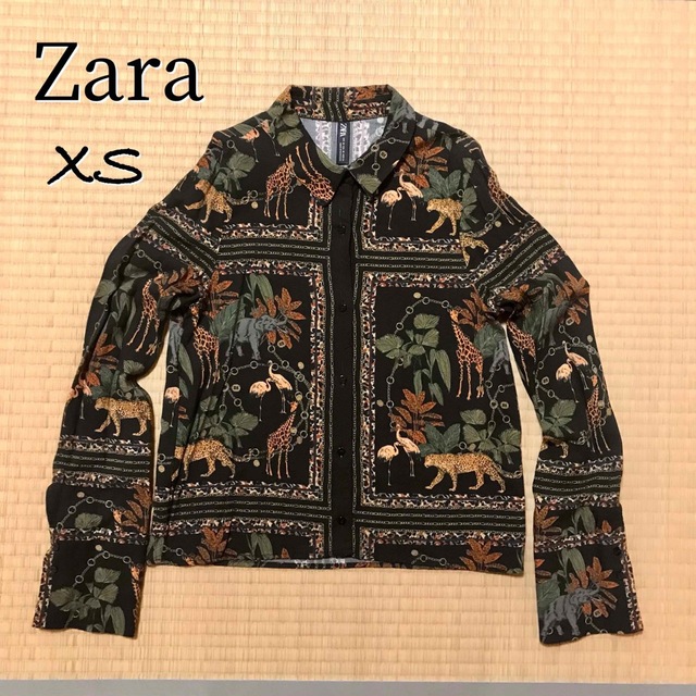 ZARA(ザラ)のZARA レトロ 柄シャツ サファリ柄？ XS レディースのトップス(シャツ/ブラウス(長袖/七分))の商品写真