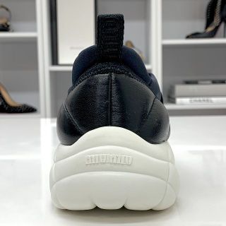 miumiu - 6242 ミュウミュウ レザー ビジュー キルティング スニーカー