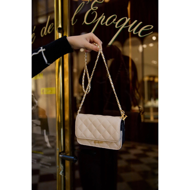 素材 表地Two-Tone Mini Flap Bag herlipto beige