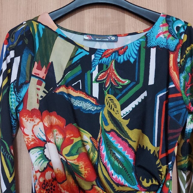 DESIGUAL - 新品 未使用 鮮やかなワンピース デシグアルの通販 by ...