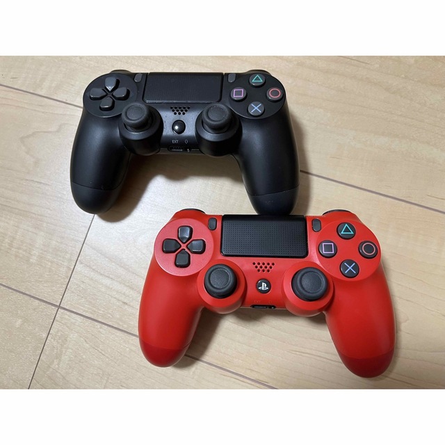 PlayStation4(プレイステーション4)の［ジャンク］PlayStation4用ワイヤレスコントローラー エンタメ/ホビーのゲームソフト/ゲーム機本体(その他)の商品写真