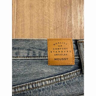 マウジー(moussy)のmoussy デニムスカート(ひざ丈スカート)