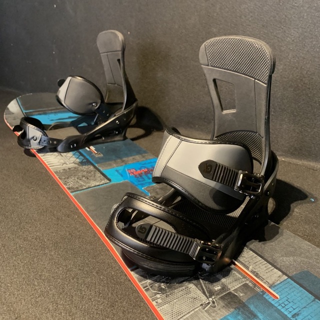 Burton17-18 flyingV 152cm 2点セットビンディング付き - www.ecotours