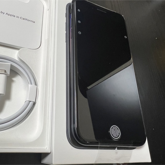 【値下げ】【新品未使用】iPhone SE (第3世代)ミッドナイト 64GB