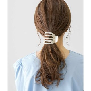 サニーレーベル(Sonny Label)の【アイボリー】コームバンスクリップ(バレッタ/ヘアクリップ)