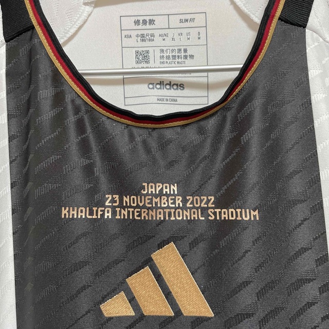 adidas(アディダス)の［限定1］2022カタールWCドイツ代表 14番ムシアラ スポーツ/アウトドアのサッカー/フットサル(ウェア)の商品写真