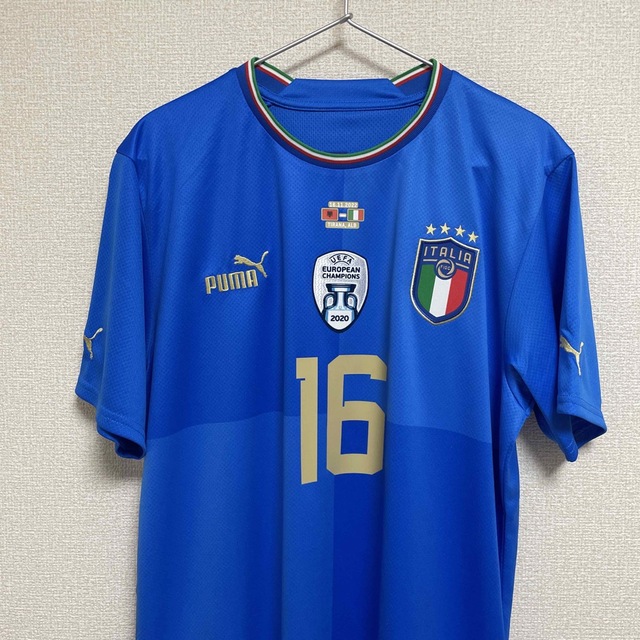 PUMA(プーマ)の［限定1］2022イタリア代表 16番ファジョーリ  スポーツ/アウトドアのサッカー/フットサル(ウェア)の商品写真