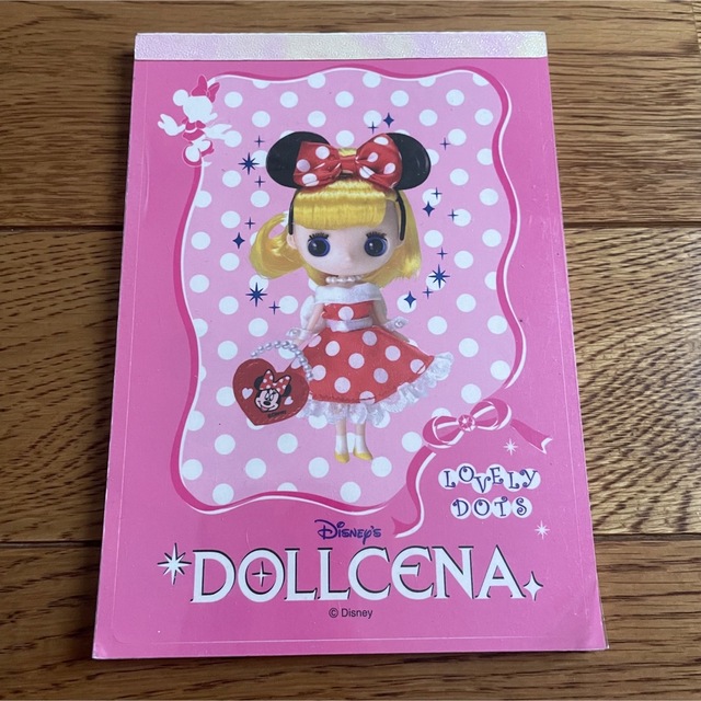 Disney(ディズニー)のディズニー ドルチェナ dollcena メモ帳 ミニー レア 人形 ドール インテリア/住まい/日用品の文房具(ノート/メモ帳/ふせん)の商品写真