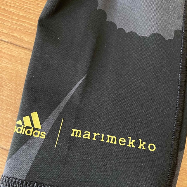 adidas(アディダス)のadidas × marimekko タイツ レギンス　ブラック レディースのレッグウェア(レギンス/スパッツ)の商品写真