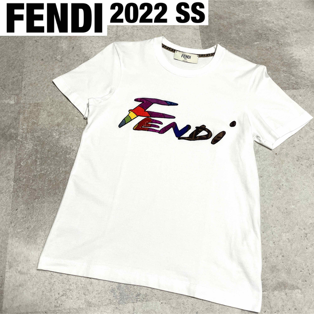 FENDI ロゴTシャツ スパンコール キャンバス  ホワイト レインボーロゴ