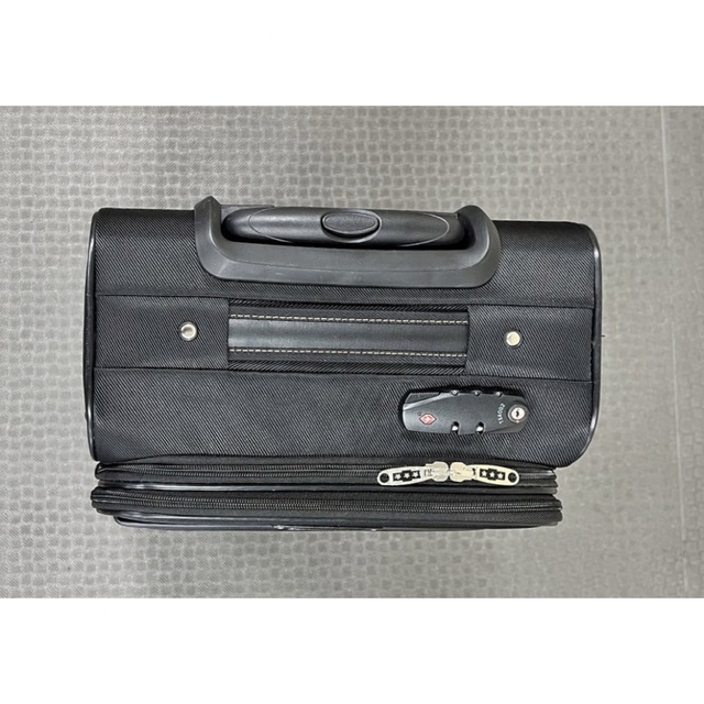 ACTUS ソフトキャリー　新品 レディースのバッグ(スーツケース/キャリーバッグ)の商品写真