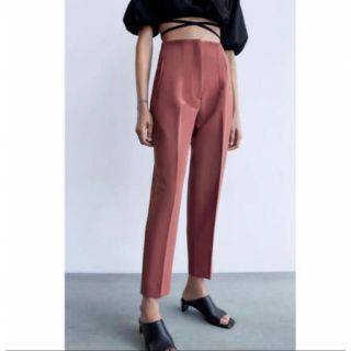 ザラ(ZARA)のZARA ハイウエストパンツ(カジュアルパンツ)