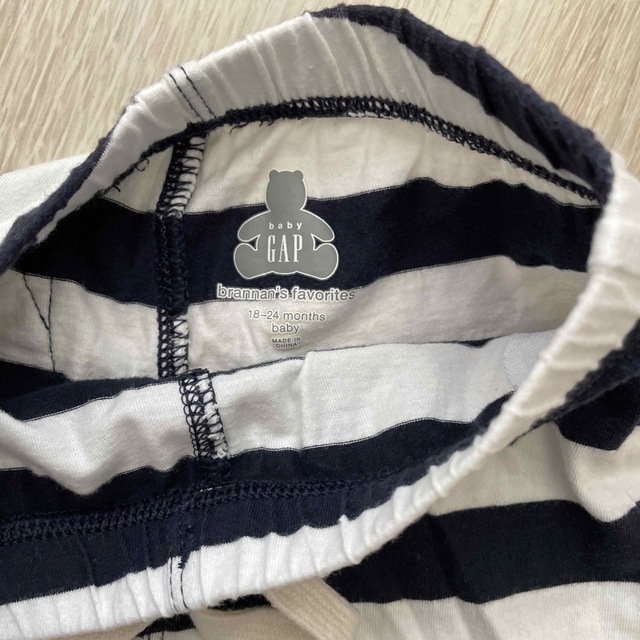 babyGAP(ベビーギャップ)のbabyGAP ズボン キッズ/ベビー/マタニティのベビー服(~85cm)(パンツ)の商品写真