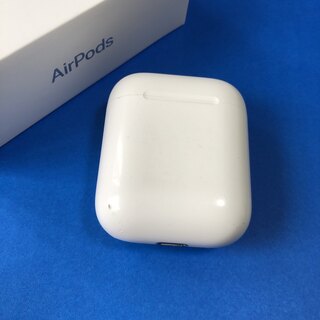 アップル(Apple)のApple  AirPods 第二世代　充電ケース　正規品　エアーポッズ(ヘッドフォン/イヤフォン)