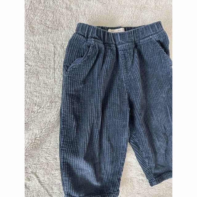 ZARA KIDS(ザラキッズ)の90cm zarababy コーデュロイパンツ　ネイビー　男の子　女の子 キッズ/ベビー/マタニティのキッズ服男の子用(90cm~)(パンツ/スパッツ)の商品写真