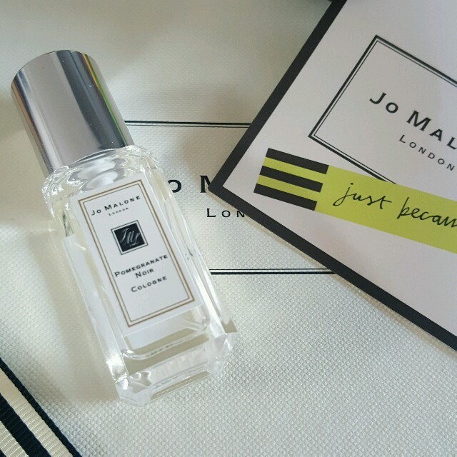 Jo Malone(ジョーマローン)の未使用　Jo Malone　ポメグラネートノアール　コロン　9ml コスメ/美容の香水(ユニセックス)の商品写真