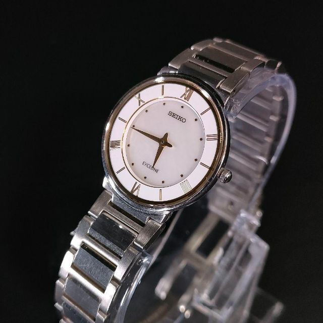 極美品【稼働品】SEIKO　セイコーエクセリーヌ　4J40　グレー　シルバーQZ